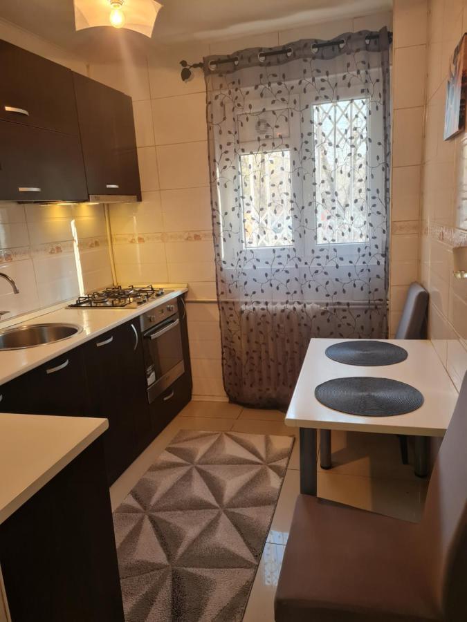 Two Rooms Parc Ior Apartament Bucarest Esterno foto